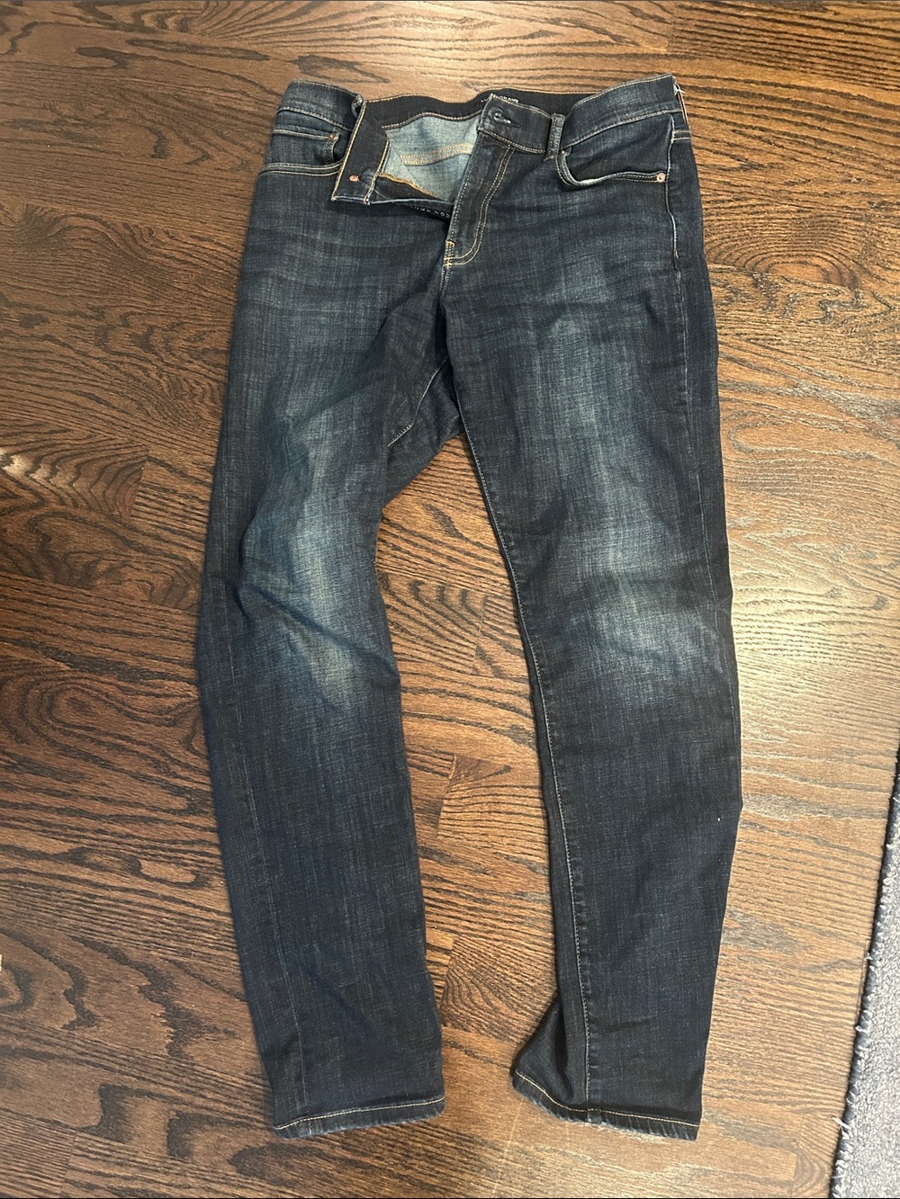 Lucky Brand Men’s Slim Fit Jeans in Dark Blue Wash